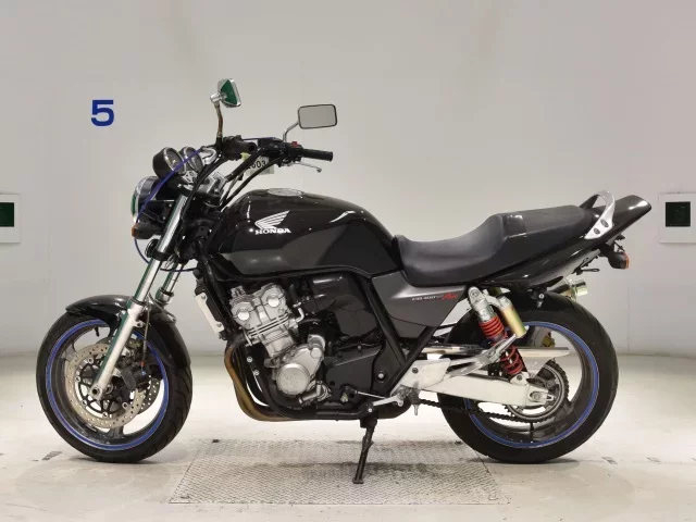 Honda CB400SFV-4