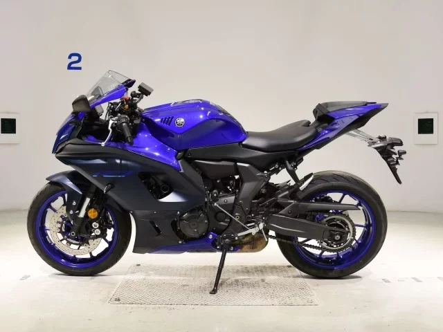 Yamaha YZF-R7-2