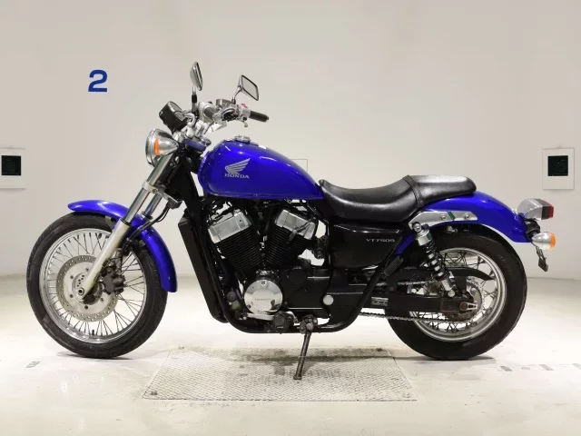 Honda VT750S