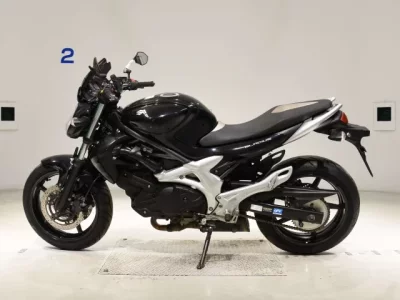 Suzuki GLADIUS400  с аукциона в Японии