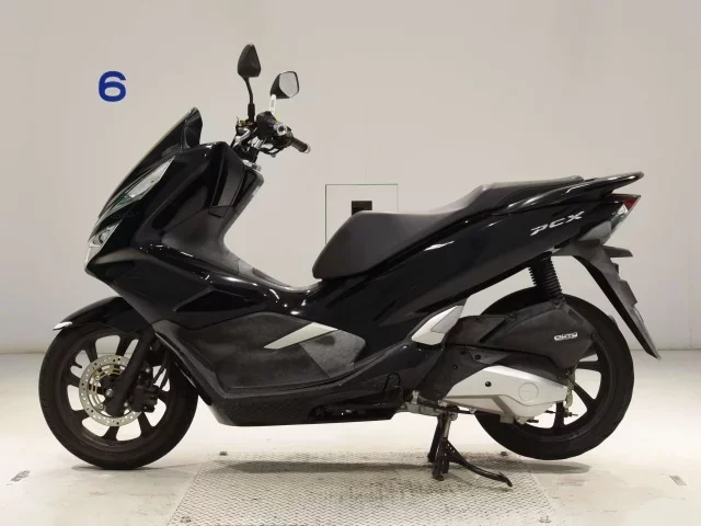 Honda PCX125-3