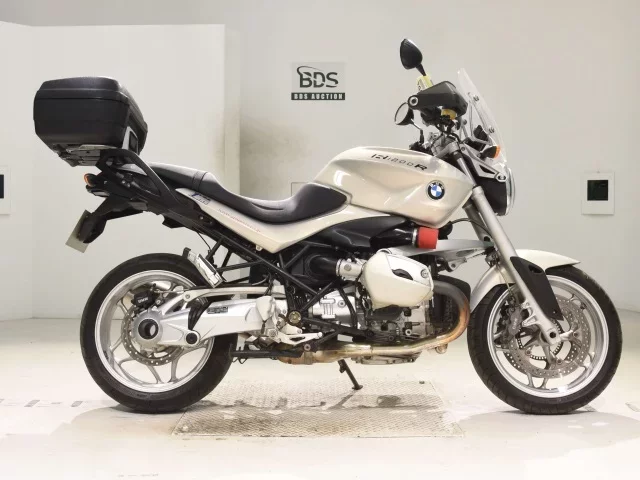 BMW  R1200R лот № 7954 оценка 4  с аукциона в Японии