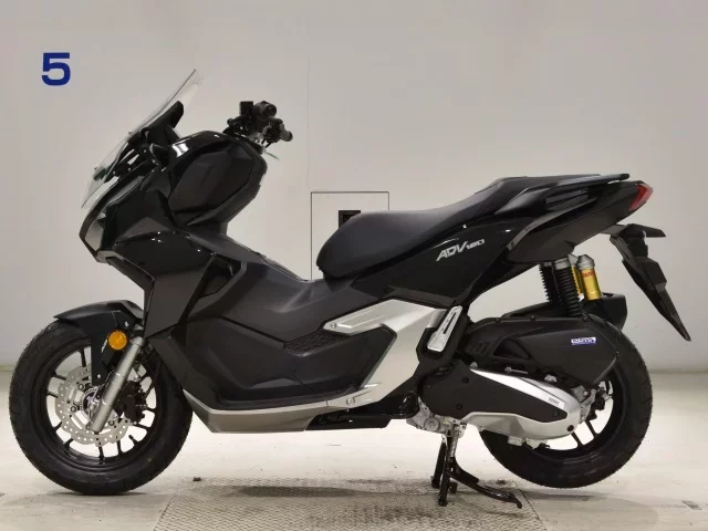Honda ADV160