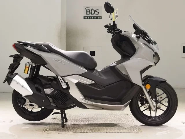 Honda ADV160