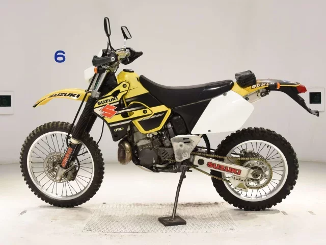 Suzuki RMX250S