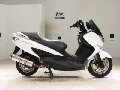 Suzuki BURGMAN200  с аукциона в Японии