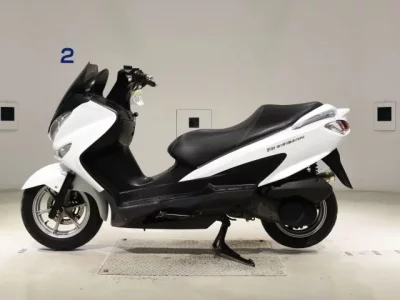 Suzuki BURGMAN200  с аукциона в Японии