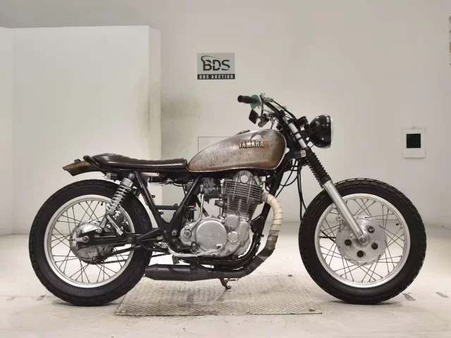Yamaha SR500-2