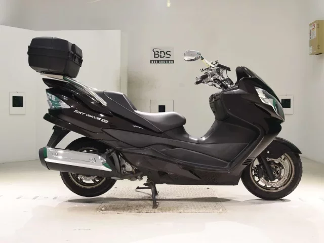 Suzuki SKYWAVE 250S-2 лот № 2895 оценка 4  с аукциона в Японии