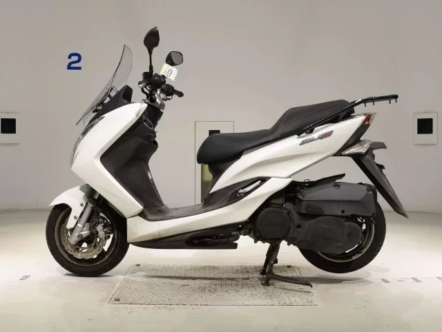 Yamaha MAJESTY 155S