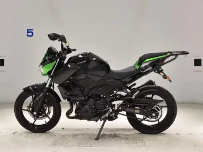 Kawasaki Z400-2  с аукциона в Японии