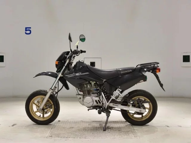 Honda XR100 MOTARD