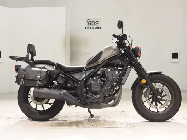 Honda REBEL 500 лот № 5373 оценка 4  с аукциона в Японии