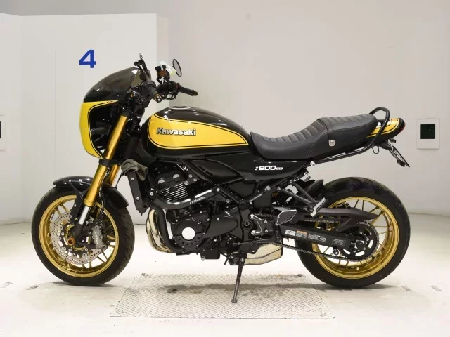 Kawasaki Z900RS SE