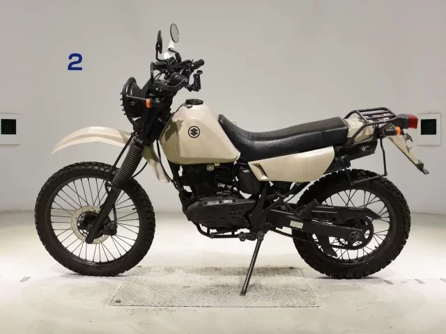 Suzuki DJEBEL200