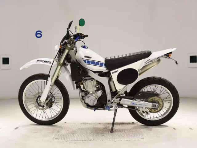 Yamaha WR250R