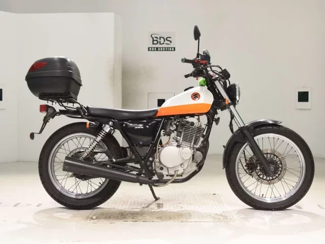 Suzuki GLASS TRACKER BIG BOY