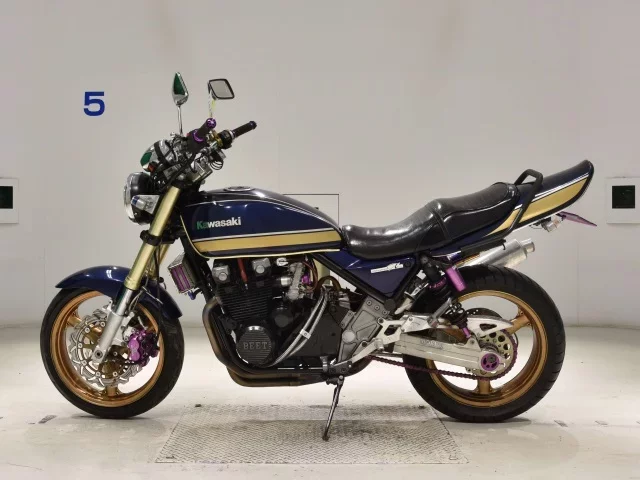 Kawasaki ZEPHYR400K