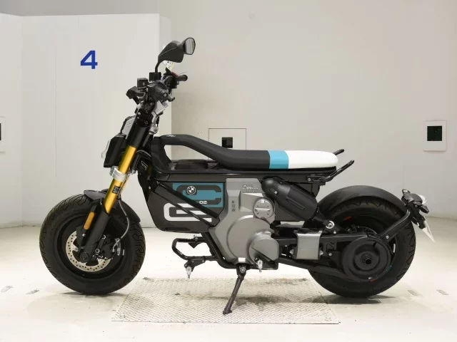 Other BMWCE02