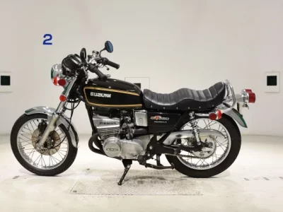 Suzuki GT380 лот № 5370 оценка 4  с аукциона в Японии 2
