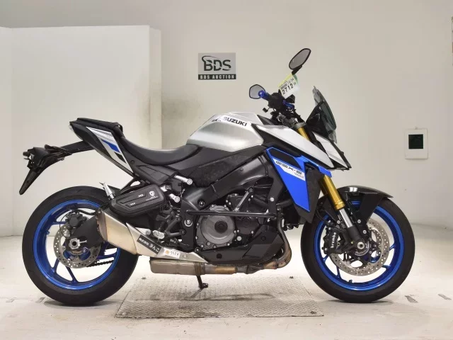Suzuki GSX-S1000-2