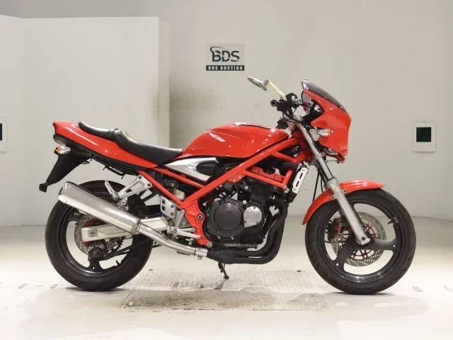 Suzuki BANDIT250-1 лот № 2889 оценка 4  с аукциона в Японии