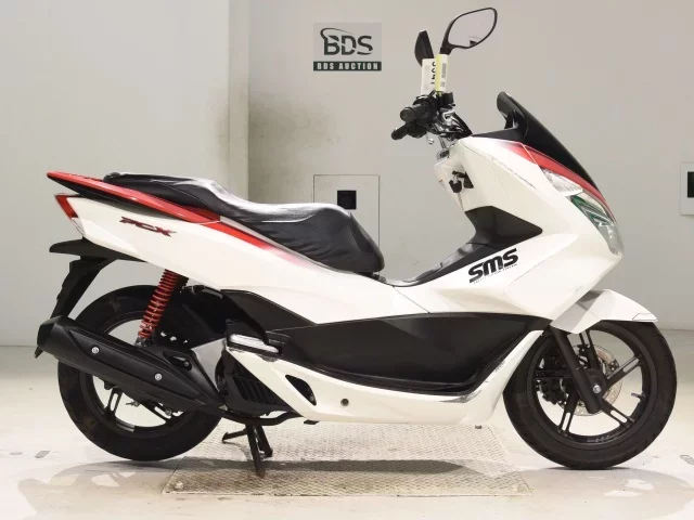Honda PCX125-2