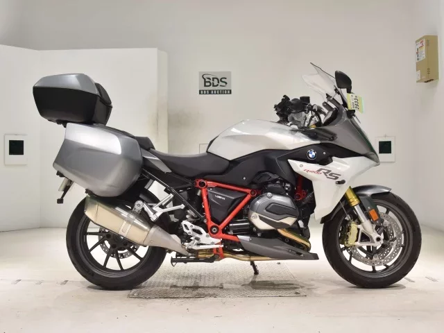 BMW R1200RS лот № 2933 оценка 5  с аукциона в Японии