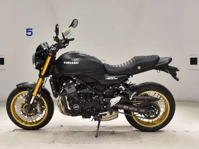 Kawasaki Z900RS SE
