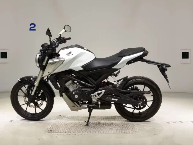 Honda CB125R