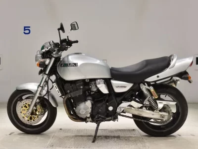 Suzuki INAZUMA 1200  с аукциона в Японии