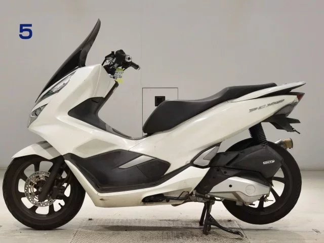 Honda PCX150-3