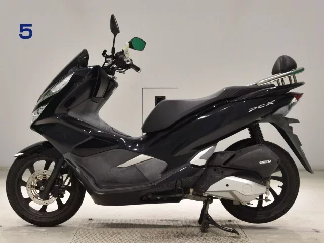 Honda PCX125-3