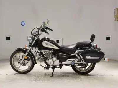 Suzuki GZ150-A