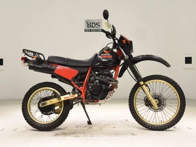 Honda XLR250R-1