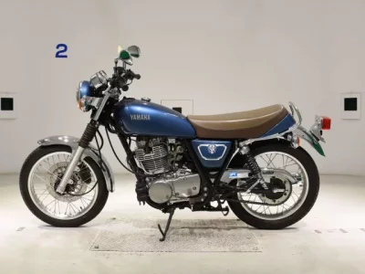 Yamaha SR400-5  с аукциона в Японии