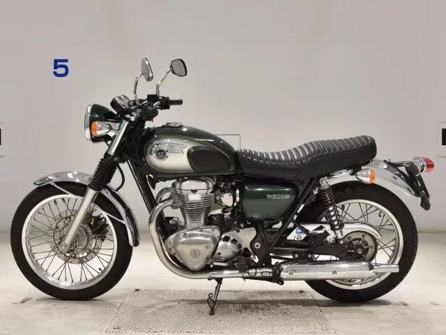Kawasaki W800