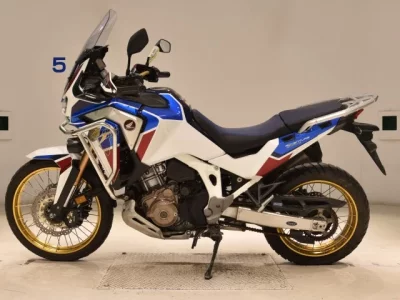 Honda CRF1100L AFRICA TWIN D лот № 0348 оценка 4  с аукциона в Японии 2