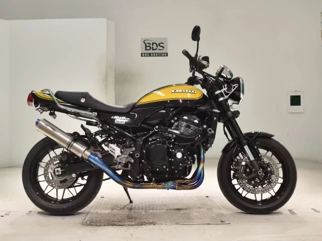Kawasaki Z900RS лот № 0197 оценка 5  с аукциона в Японии
