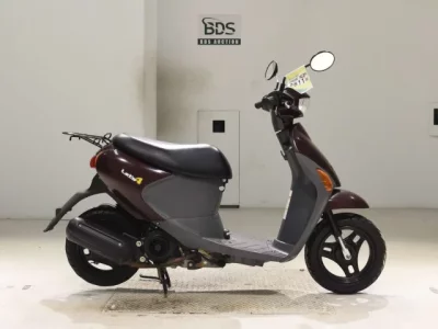 Suzuki LET S4