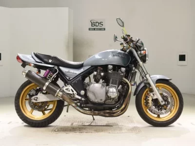 Kawasaki ZEPHYR1100