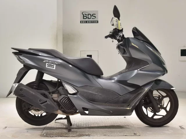 Honda PCX125-4