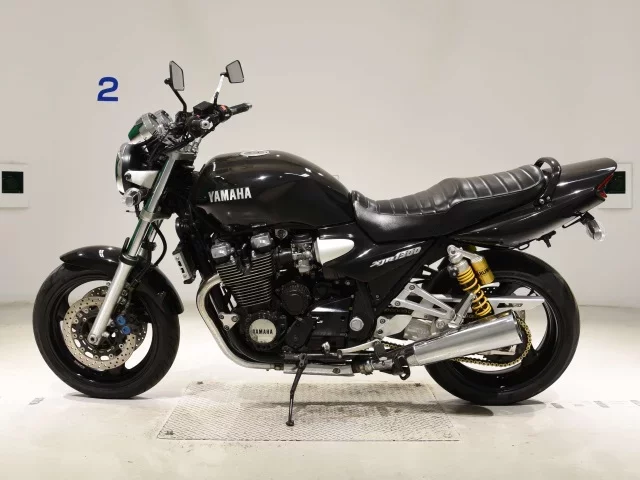 Yamaha XJR1300