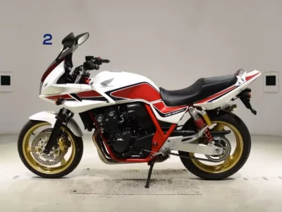Honda CB400SFV-4 BOLDOR  с аукциона в Японии