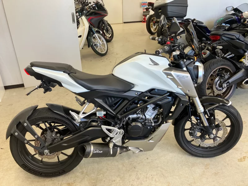 Honda CB125R
