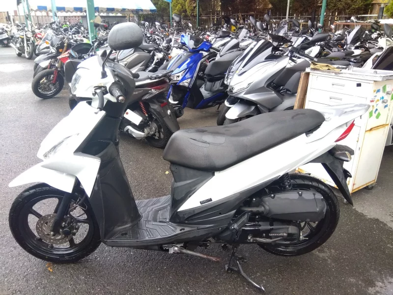 Suzuki ADDRESS V110