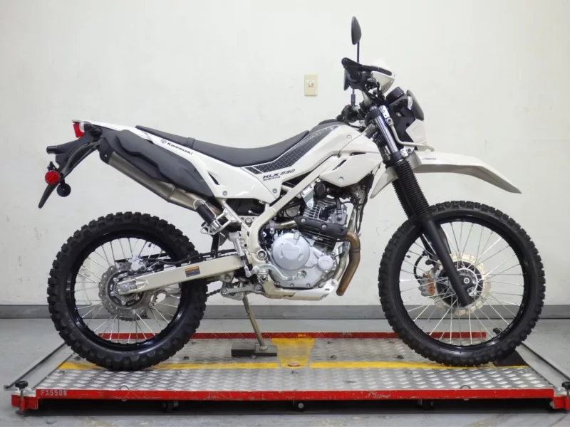 Kawasaki KLX230 SHERPA