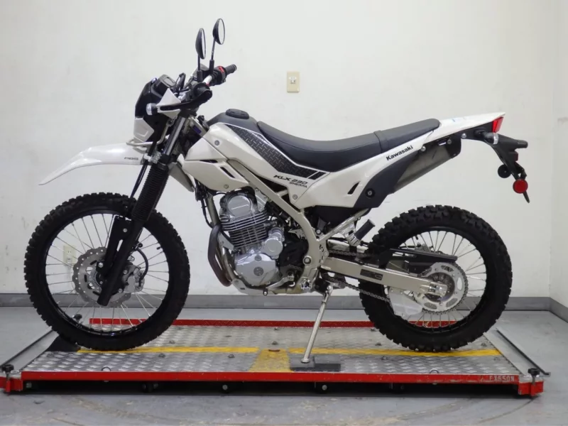 Kawasaki KLX230 SHERPA