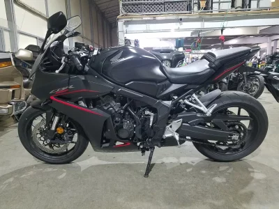 Honda CBR650R E-CLUTCH