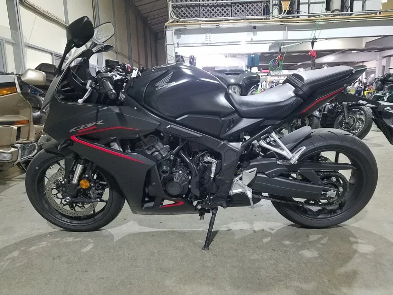 Honda CBR650R E-CLUTCH